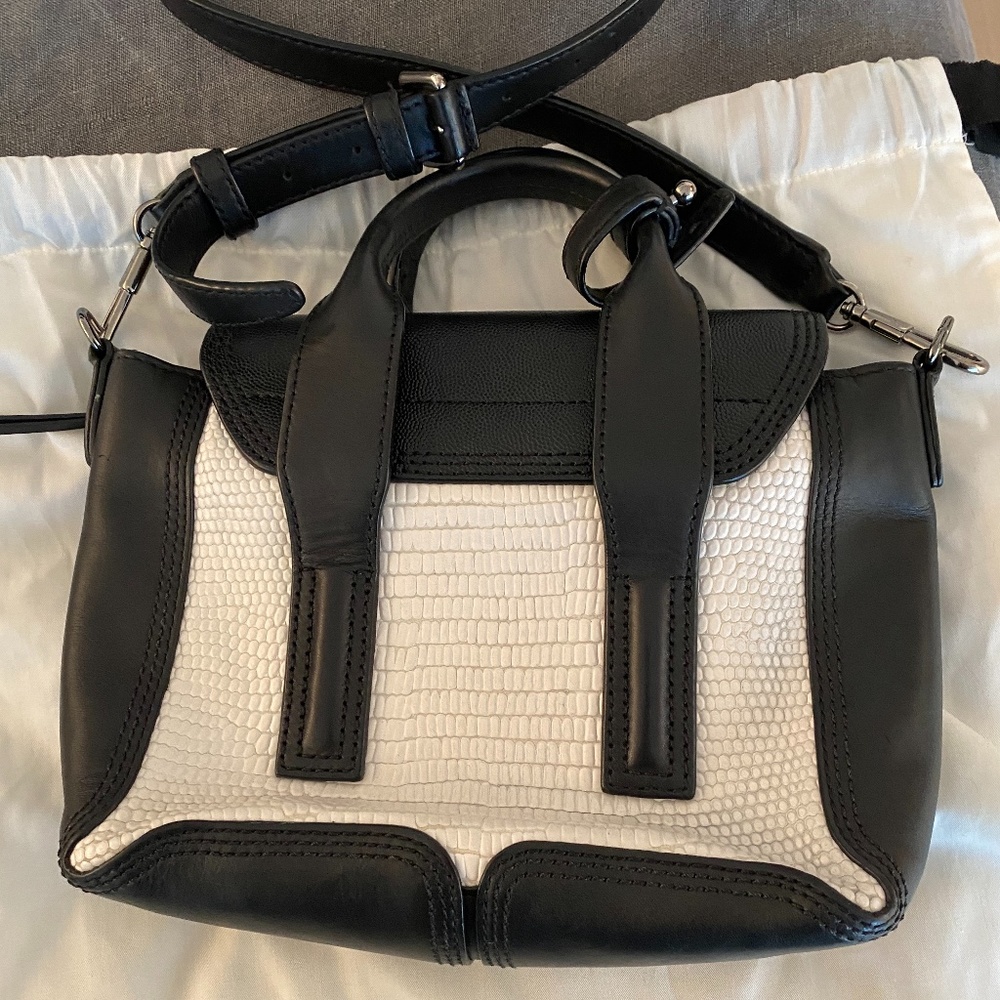 3.1 Philip Lam Leather Crossbody - Picture 3 of 3